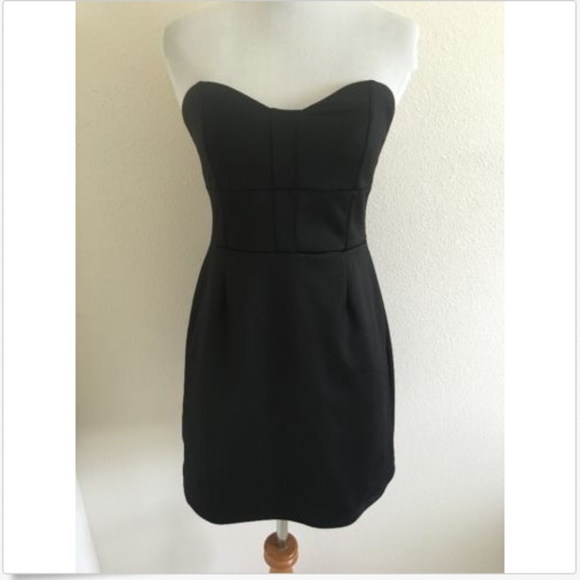 silence + noise Dresses & Skirts - Silence & Noise sz M sexy mini bodycon dress